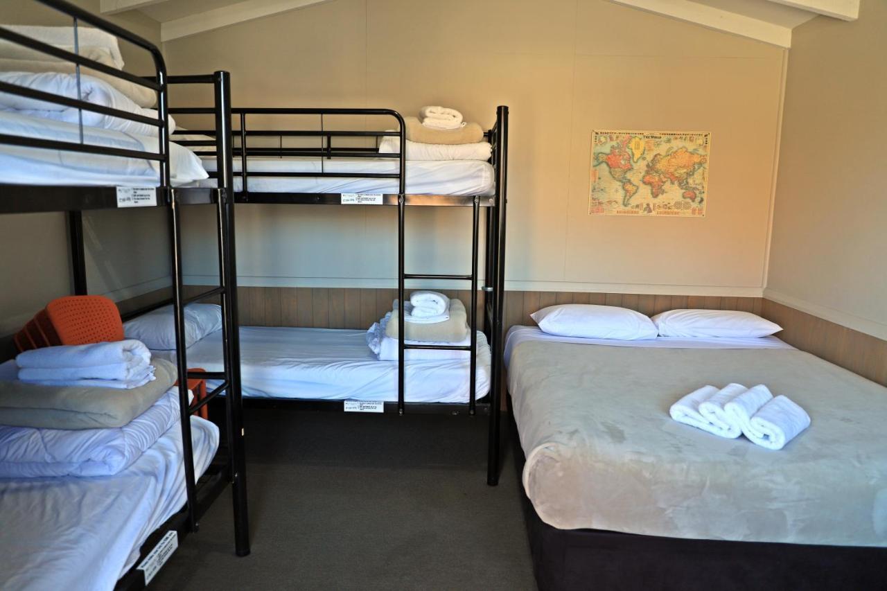 Lakes Edge Holiday Park Лейк Текапо Екстериор снимка