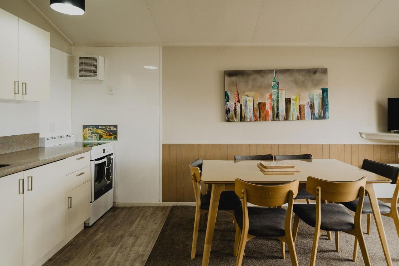 Lakes Edge Holiday Park Лейк Текапо Екстериор снимка